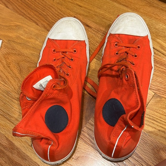 Converse Tomato Red Canvas High Top men’s 11 women’s 13 - Picture 2 of 5